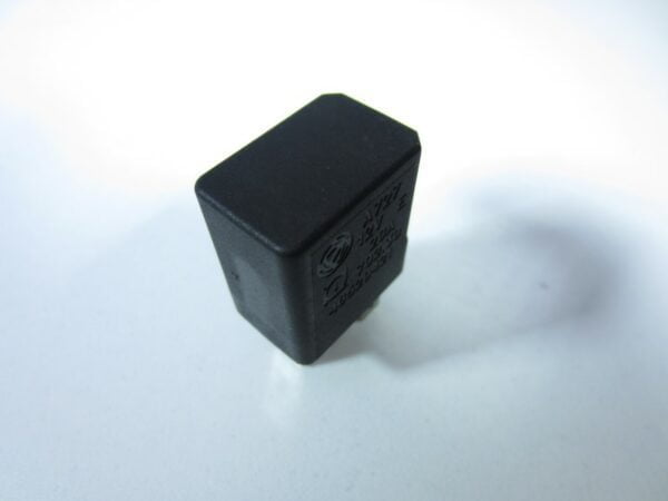 Relais 20A zwart Fiat Lancia Alfa Romeo - Afbeelding 2