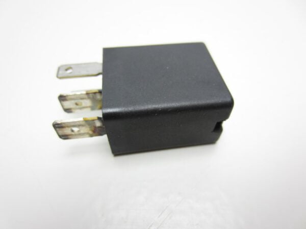 Relè nero mini 20A 46520411 - immagine 2