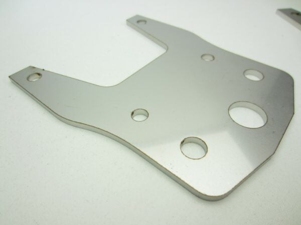 Versterking bodemplaat voorste draagarmen Lancia Delta Integrale (set van 2) -NiEUW- - Afbeelding 3
