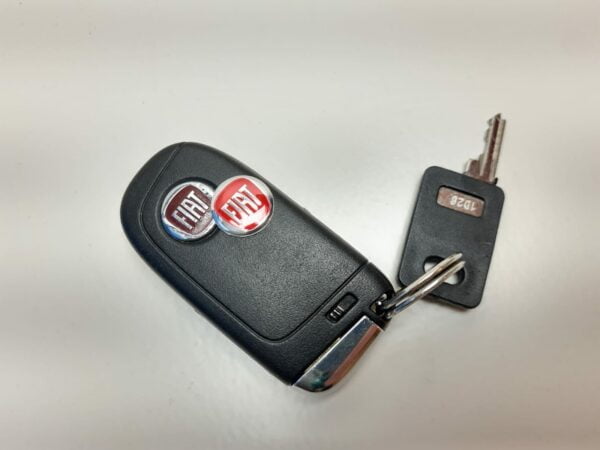 Fiat logo sleutel ROOD Punto EVO + Tipo 2 + 500X ALUMINIUM 2 st. 15mm - Afbeelding 5