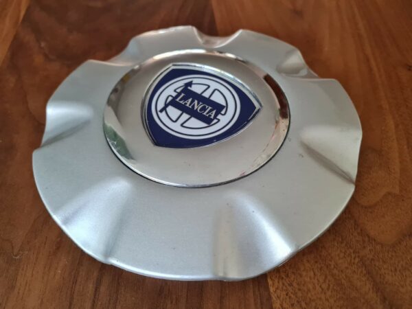 Lancia schild logo 58mm Lancia Kappa coupe wielcenter of wieldop -Imitatie- - Afbeelding 9
