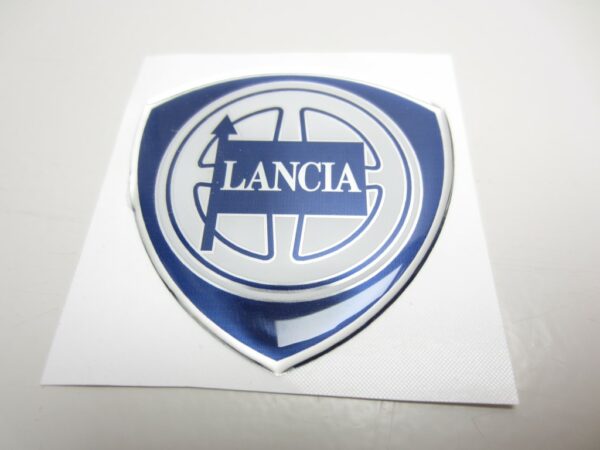 Lancia schild logo 58mm Lancia Kappa coupe wielcenter of wieldop -Imitatie-
