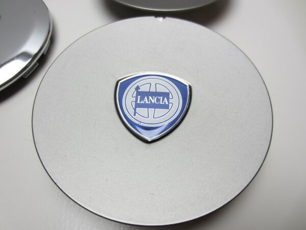 Scudo Lancia logo 47mm Lancia Lybra & Thesis centro ruota -Imitatie- - immagine 5