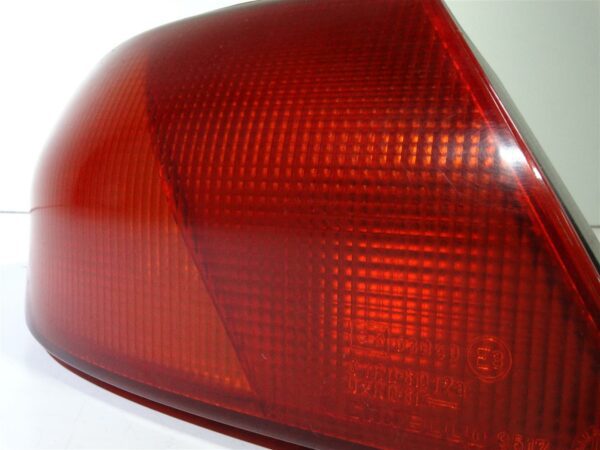Achterlicht buitenzijde Links Alfa 166 - Afbeelding 4