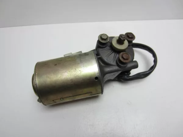 Ruitenwissermotor voorzijde Fiat classic 500 en 126