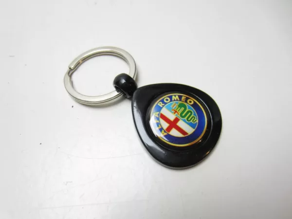 Sleutelhanger Alfa Romeo logo metaal zwart