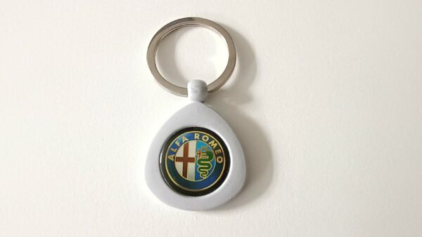 Sleutelhanger Alfa Romeo logo metaal lichtgrijs