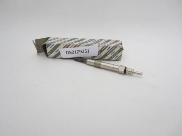Gloeispiraal preheat spark plug Multipla Strada Bravo Brava Punto Marea Doblo Palio Idea Croma Punto Stilo Lybra 156 Musa 145 146 147 166 156